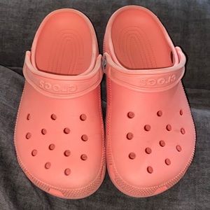 Coral crocs